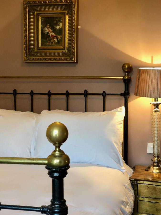 The Wheatsheaf At Beetham Hotel Sandside  Екстериор снимка
